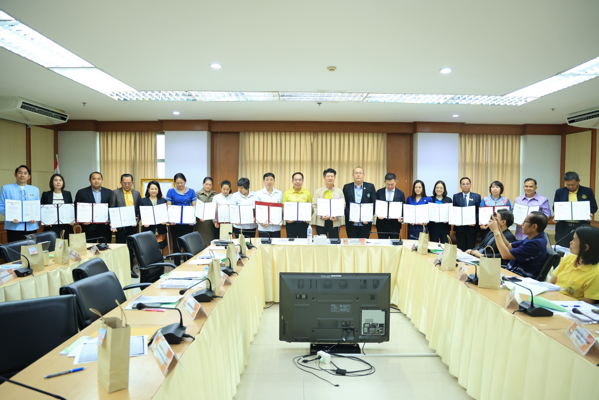 PCRU NEWs : มรภ.เพชรบูรณ์ ร่วมลงนาม MOU ขับเคลื่อนการคัดกรองสุขภาพจิต “MENTAL HEALTH CHECK-IN”